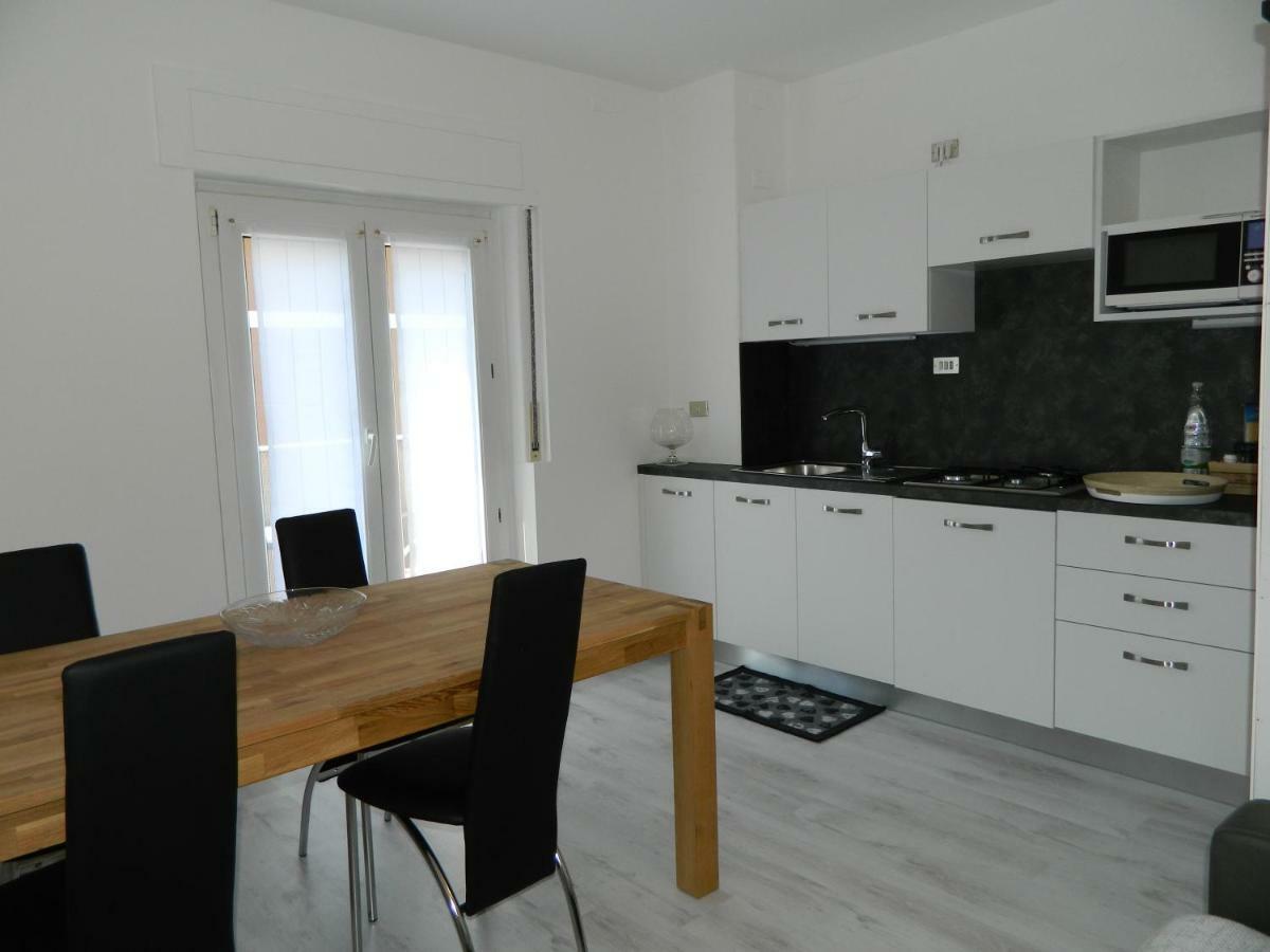 Wind Apartman Torbole Sul Garda Kültér fotó